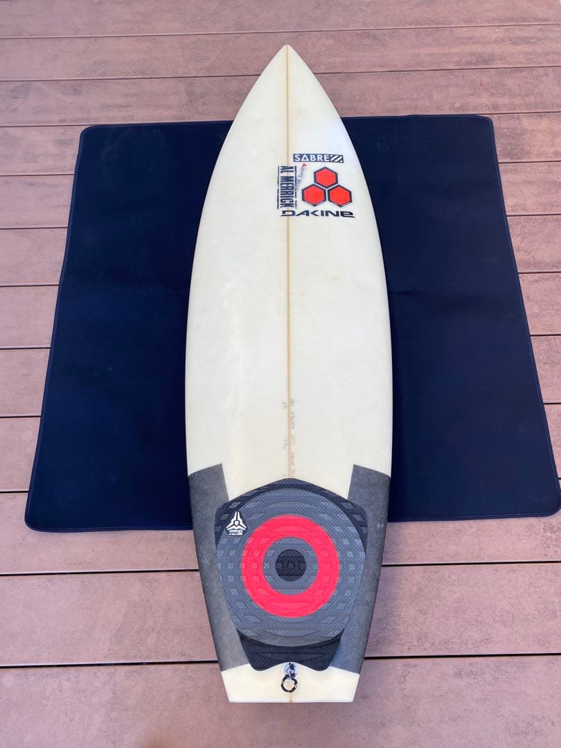 アルメリック ネックベアード2 5’8 チョップドテール AM2フィン付き