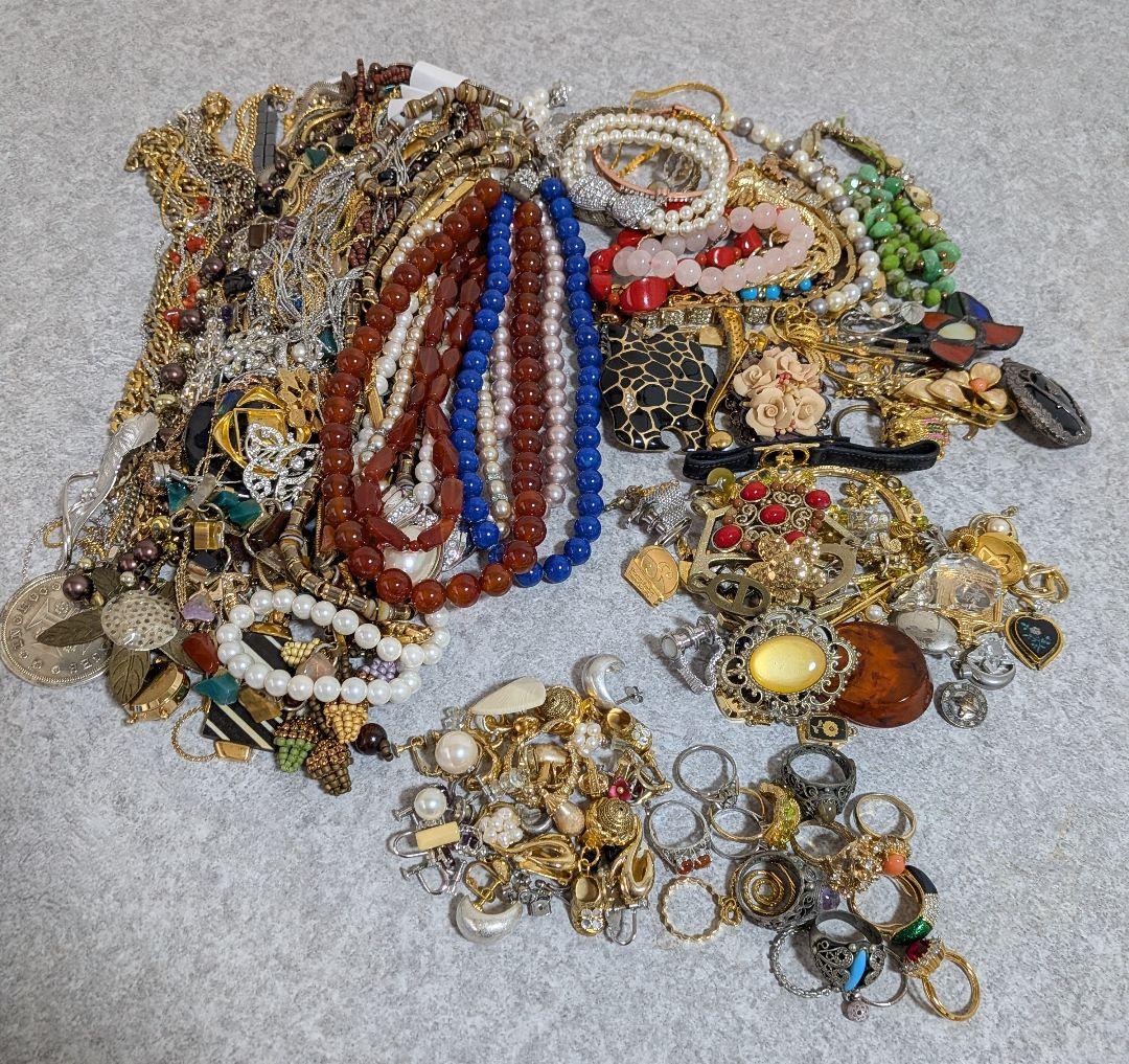 アクセサリーセット 多数のアイテム