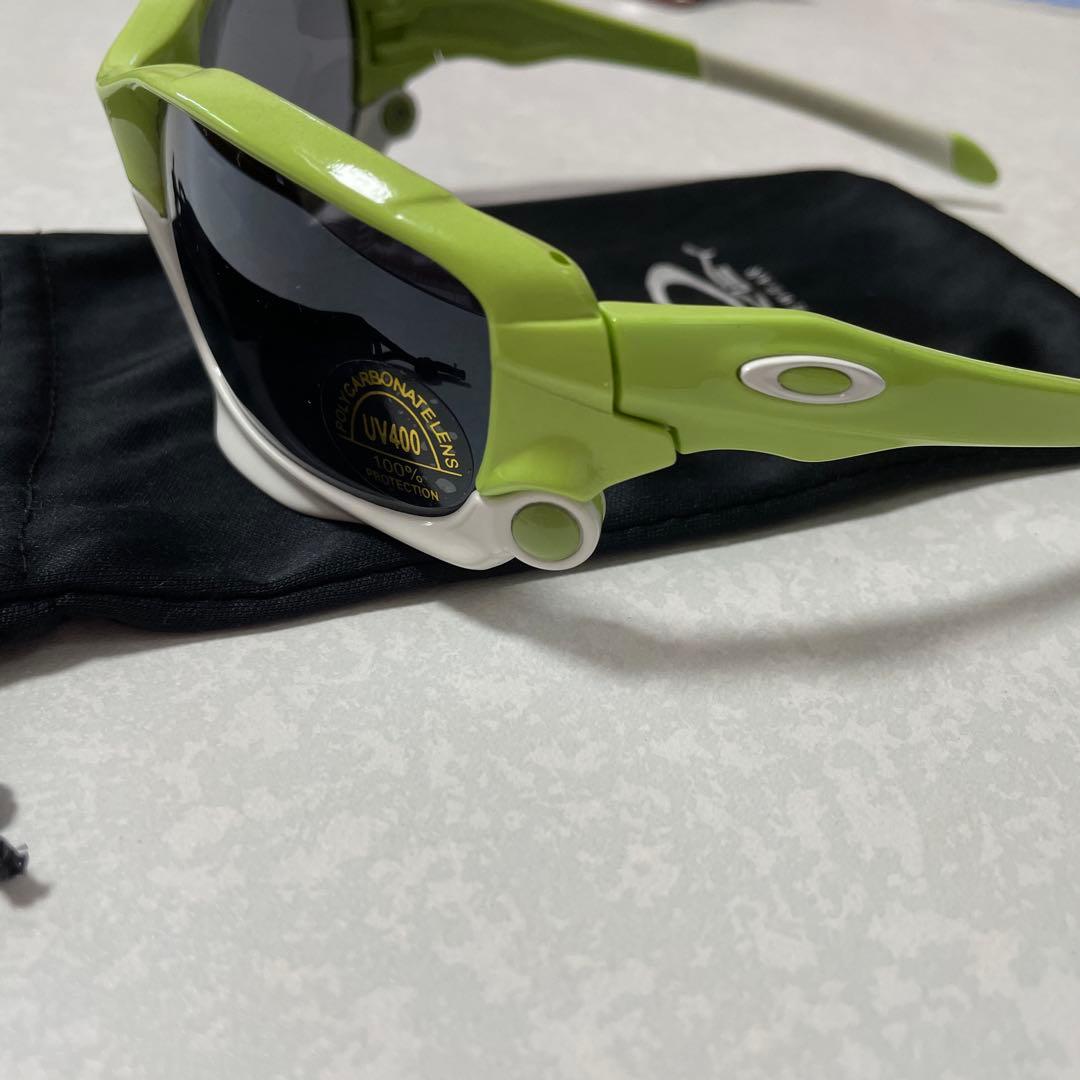 OAKLEY スポーツサングラス グリーン/ホワイト 巾着袋付き