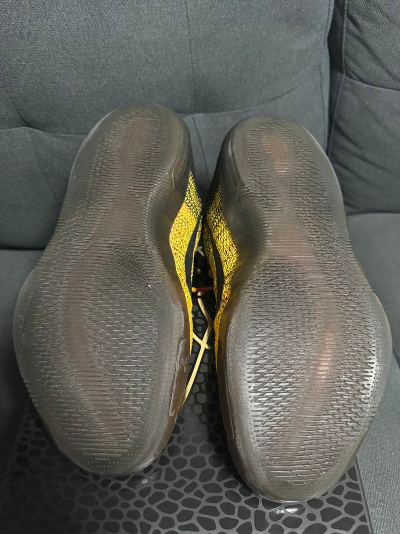 Nike Kobe11バスケットシューズ イエロー