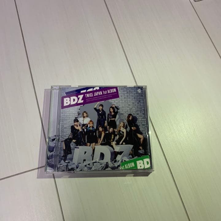 TWICE CD グッズ 写真集など
