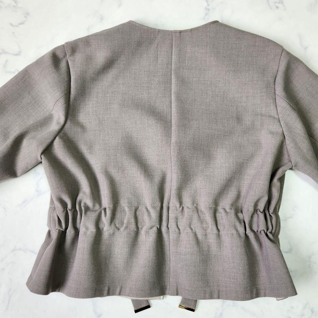 BEIGE, ベイジ　ノーカラージャケット 上品 ショート丈 ※金具タグ欠品