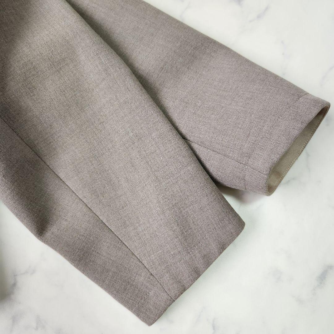 BEIGE, ベイジ　ノーカラージャケット 上品 ショート丈 ※金具タグ欠品