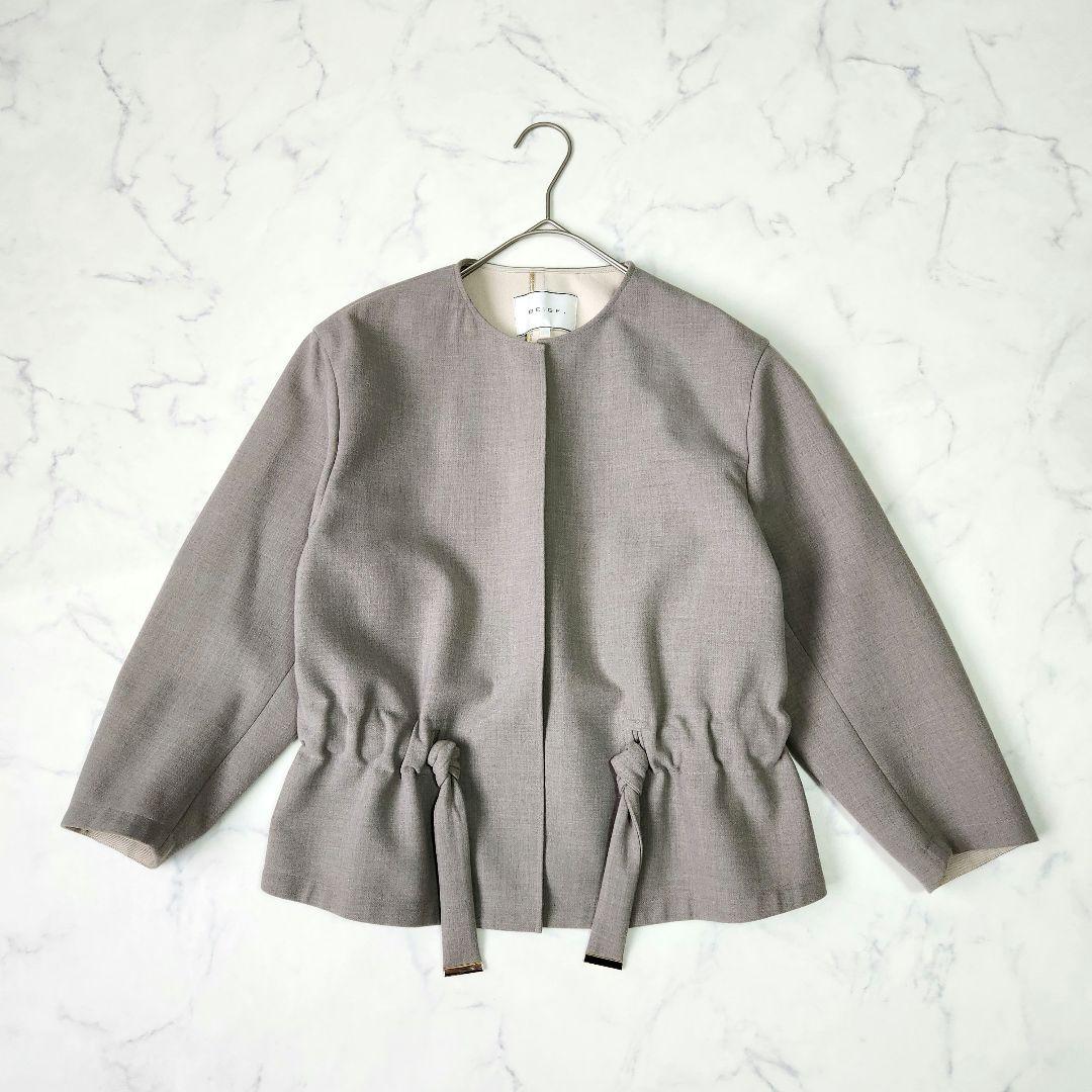 BEIGE, ベイジ　ノーカラージャケット 上品 ショート丈 ※金具タグ欠品