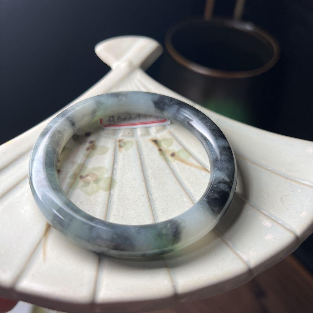 本翡翠　魔除け、天然ミネラル氷種丸型バングル