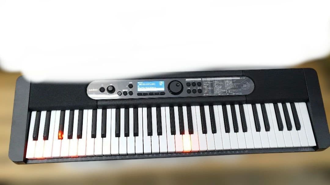 CASIO 61電子ピアノ　lk-540　本体のみ　電源コード違うものが付きます