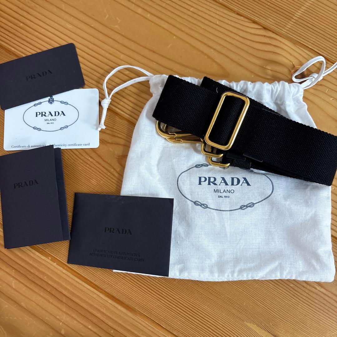 PRADA ブラック キャンバストートバッグ