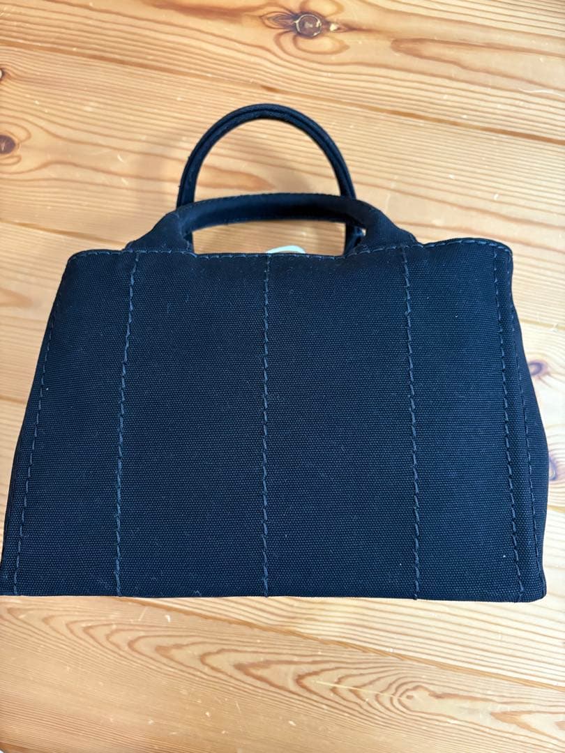 PRADA ブラック キャンバストートバッグ