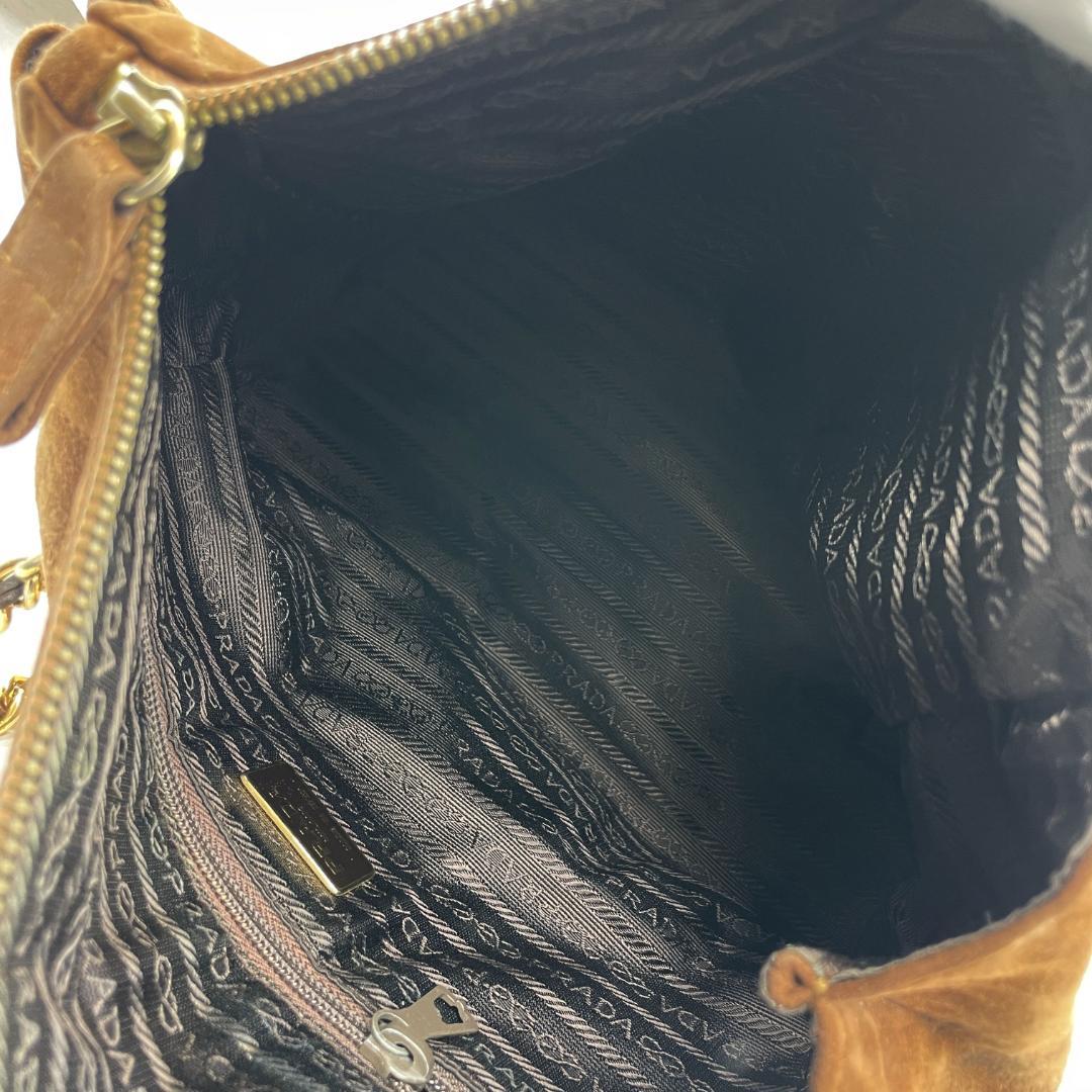 PRADA　キルティング　スエード　チェーンショルダーバッグ　ブラウン　三角ロゴ