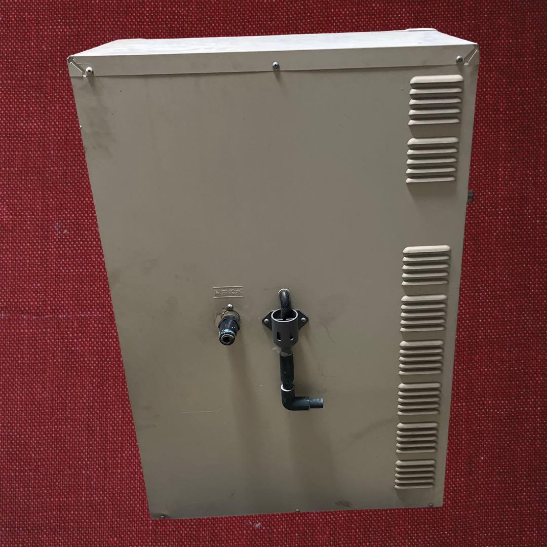 （中古品）石油ボイラー 株式会社ノーリツ OX-307YV、2011年製。