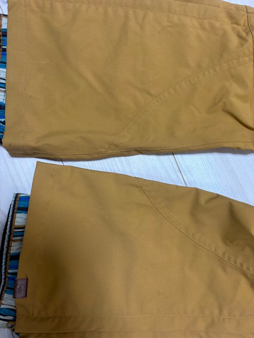 スノボウェア　ROXY 上下Mサイズ