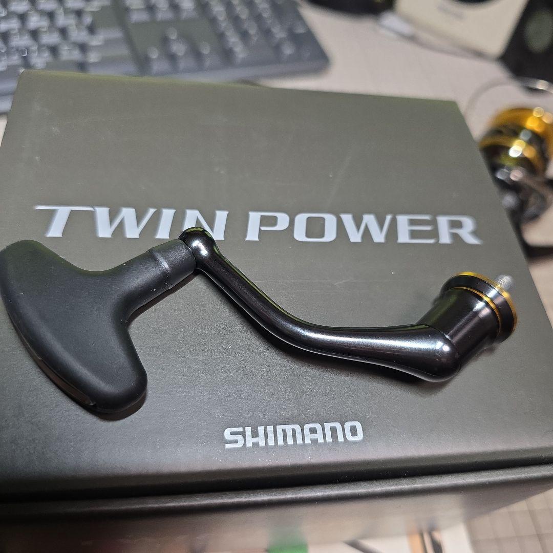 20 ツインパワー 4000（新品ハンドル付き）