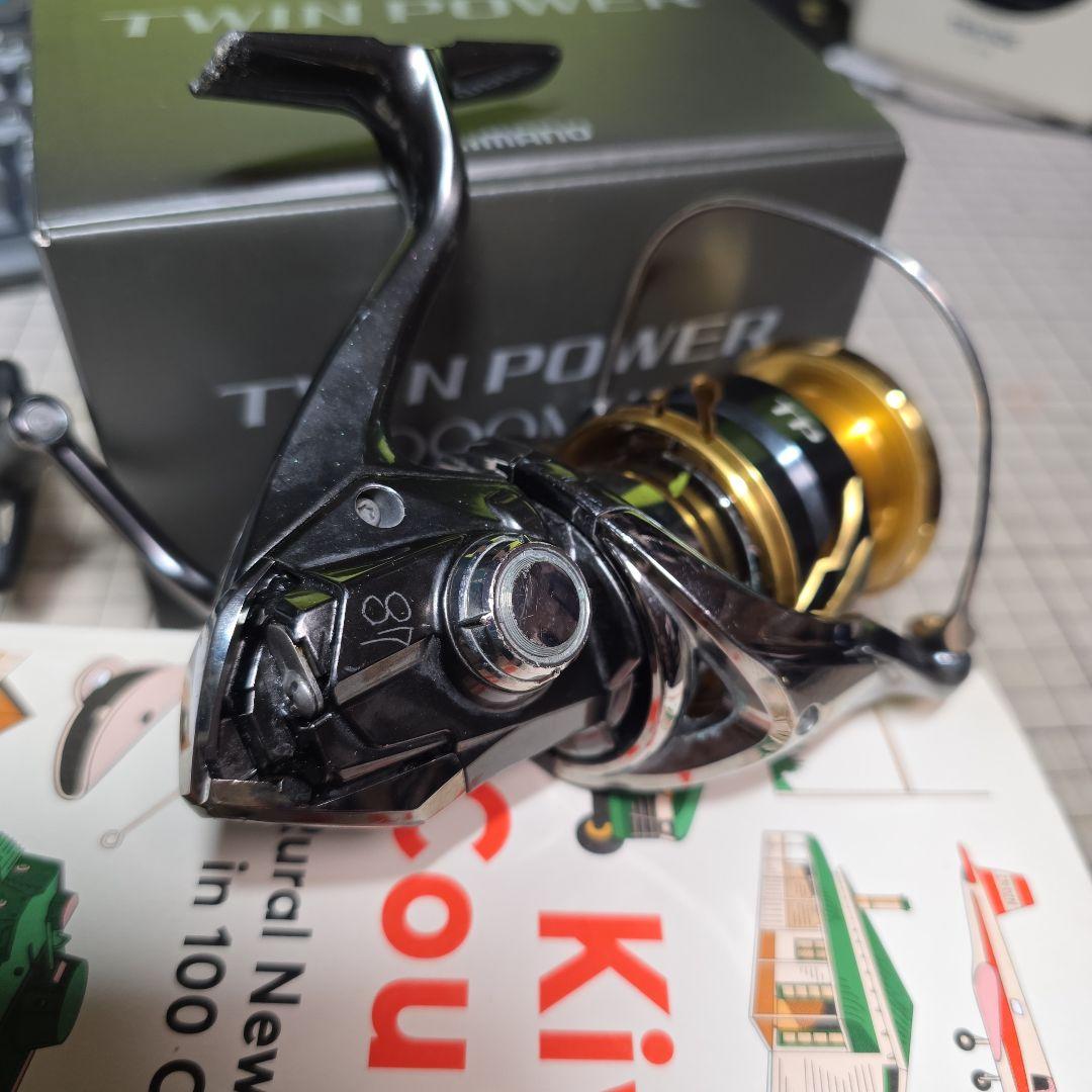 20 ツインパワー 4000（新品ハンドル付き）