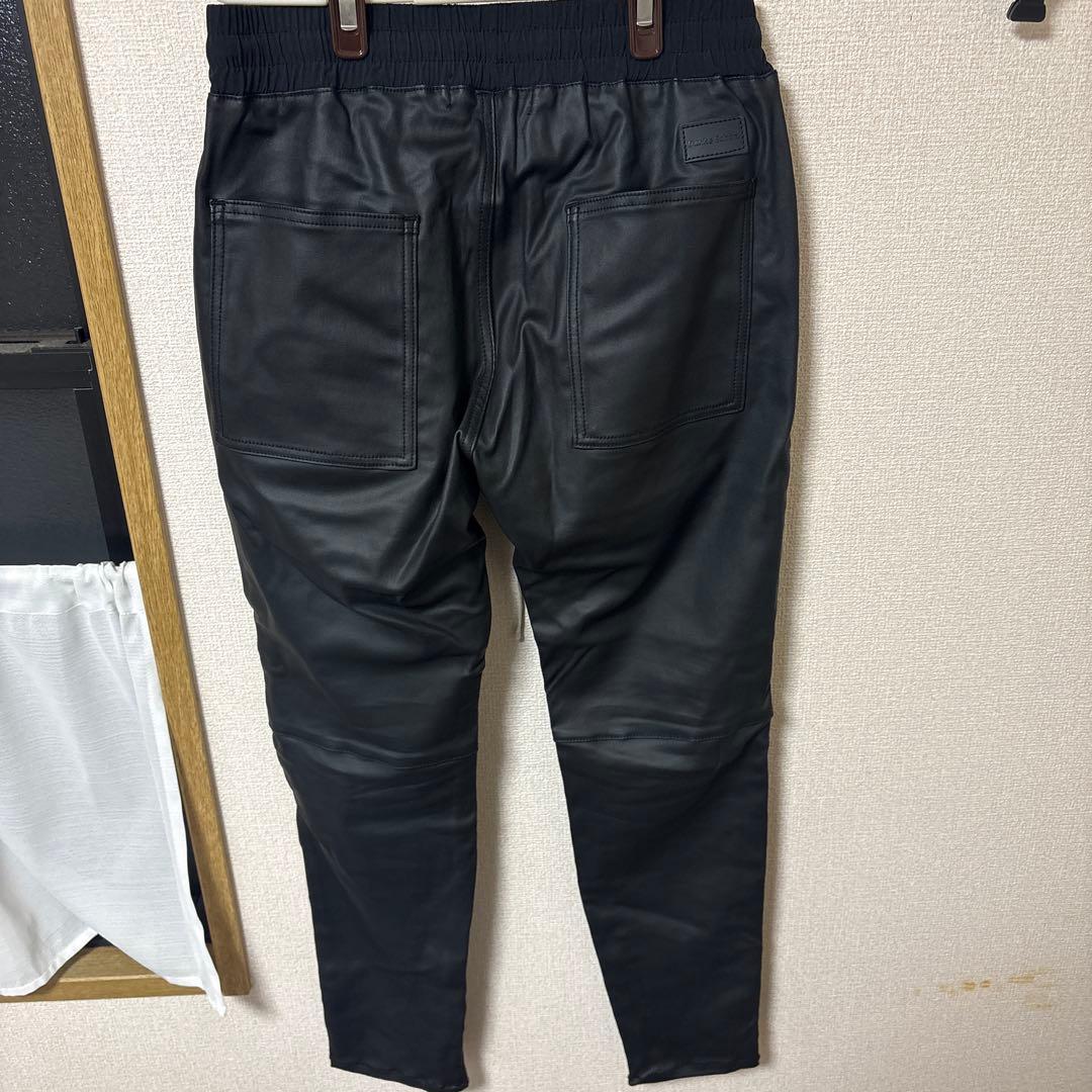 Danke Schön ブラックパンツ 32