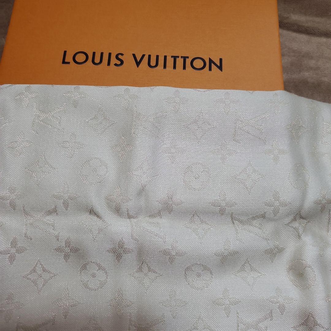 LOUIS VUITTON ホワイト マフラー