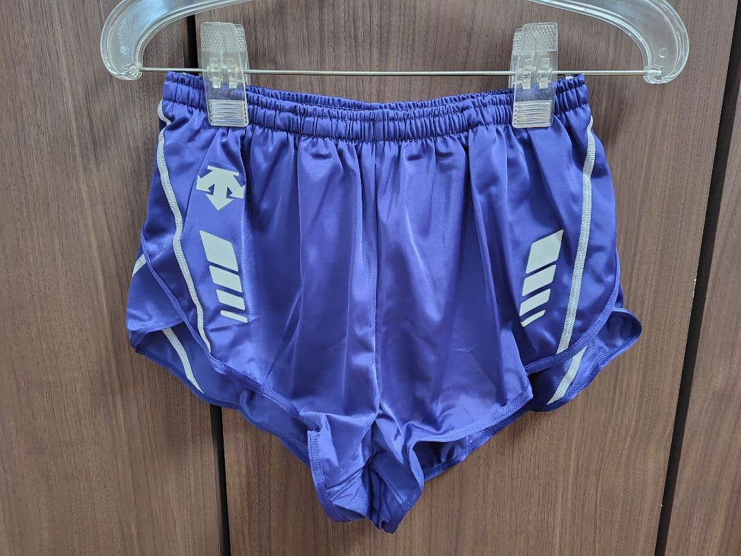 デサント　陸上　シャツ　パンツ　上下