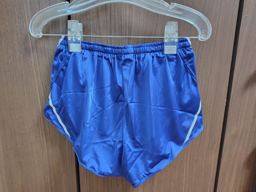 デサント　陸上　シャツ　パンツ　上下