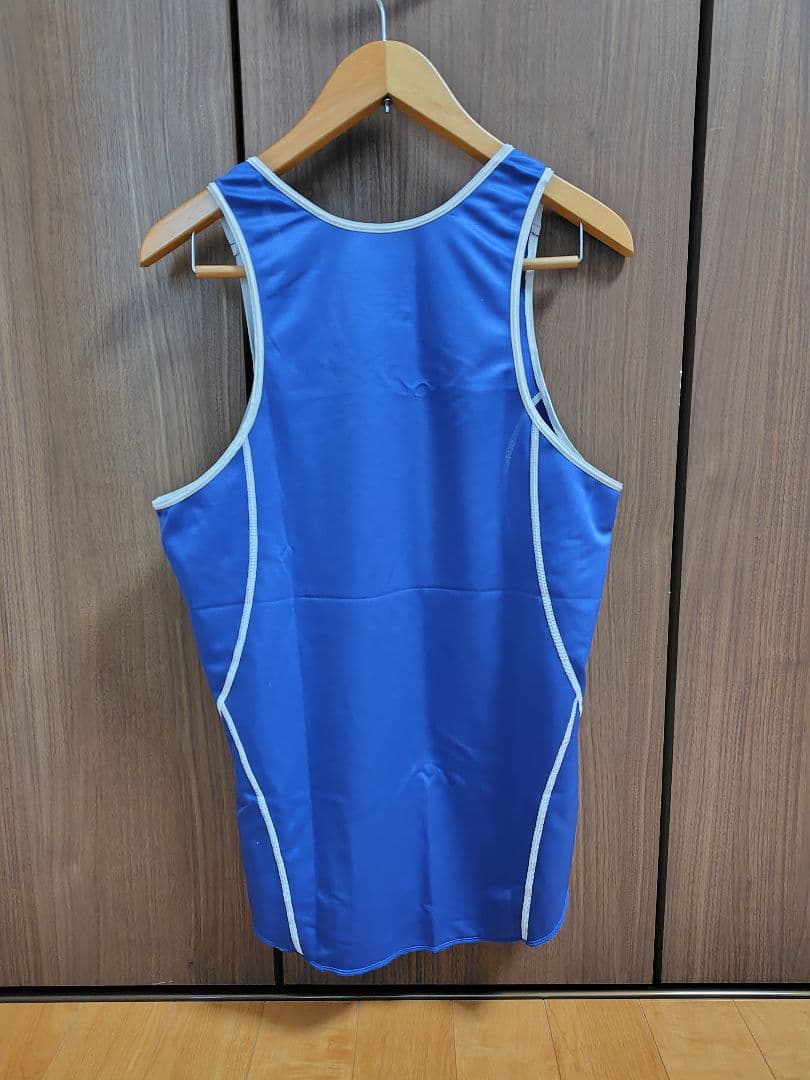 デサント　陸上　シャツ　パンツ　上下