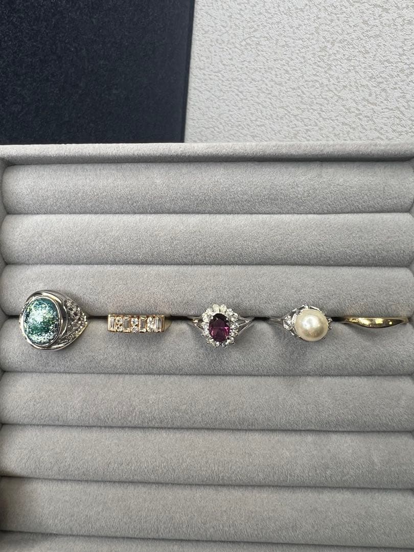 遺品整理　アクセサリー　まとめ売り