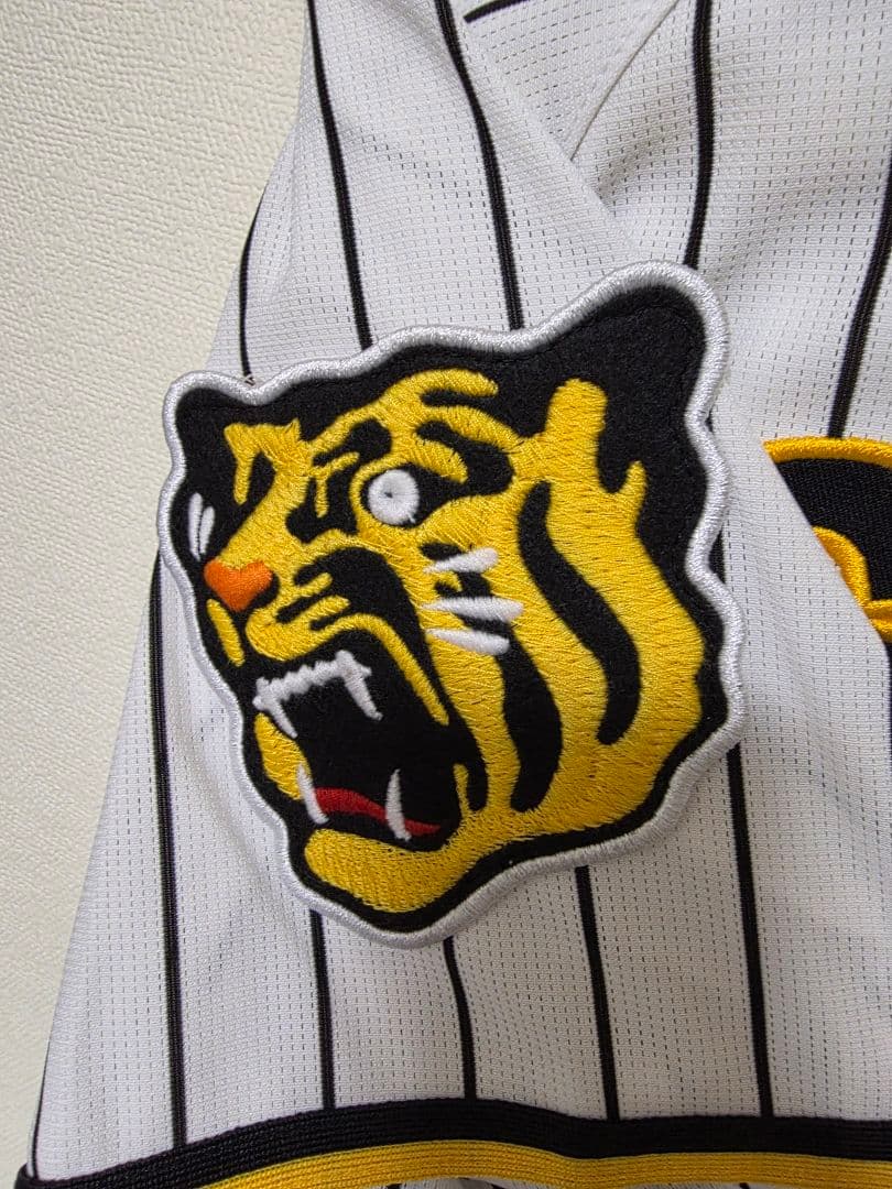 佐藤輝明レプリカユニフォーム(Lサイズ美品) 2023優勝年