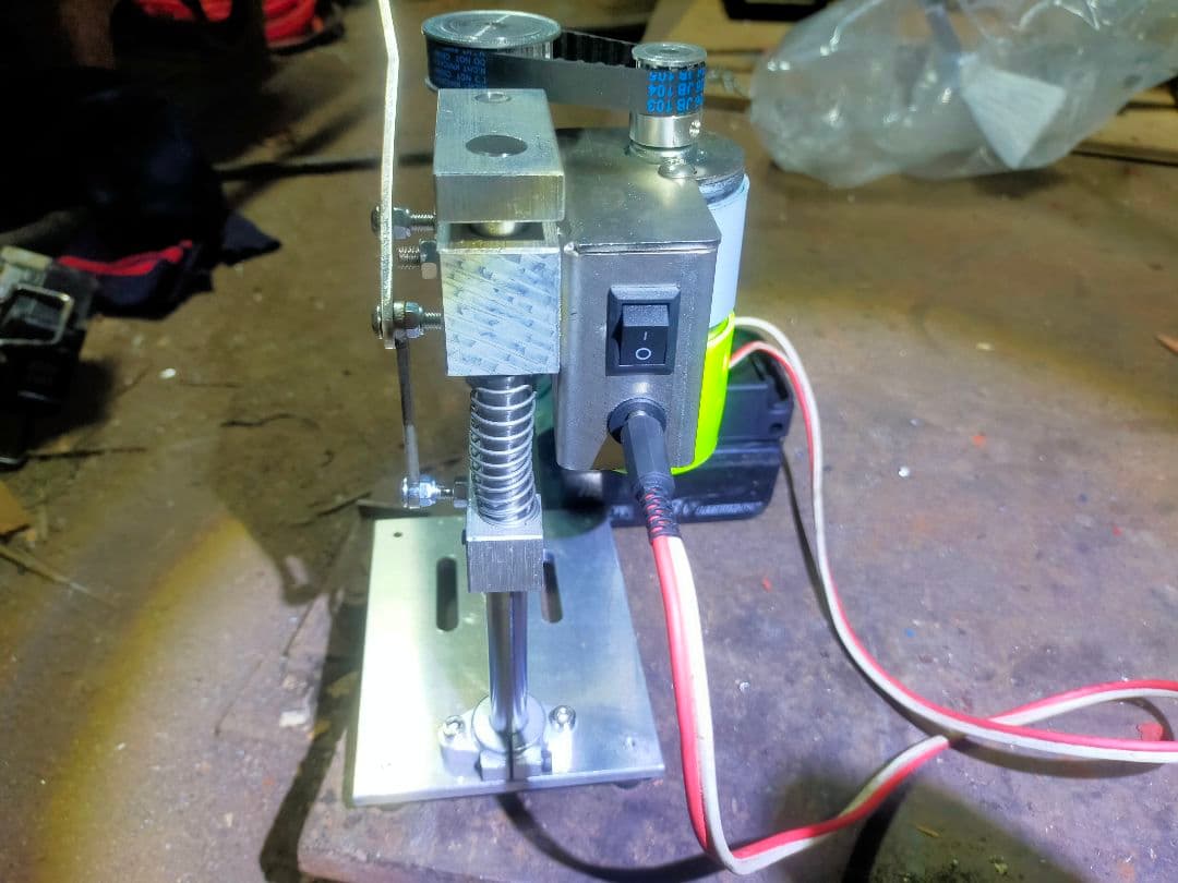 ミニボール盤　マキタバッテリー用アダプター付