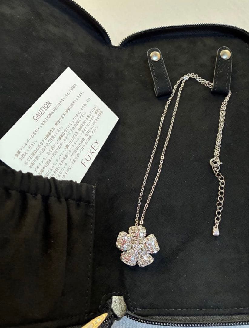 FOXEYフォクシー ネックレス＆ブローチ