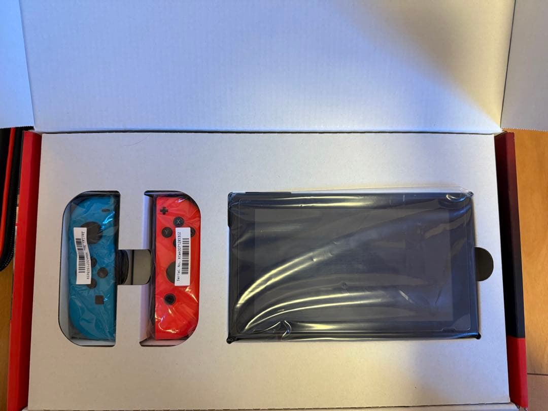 ミ*タ様 Nintendo Switch ＋本体カバー