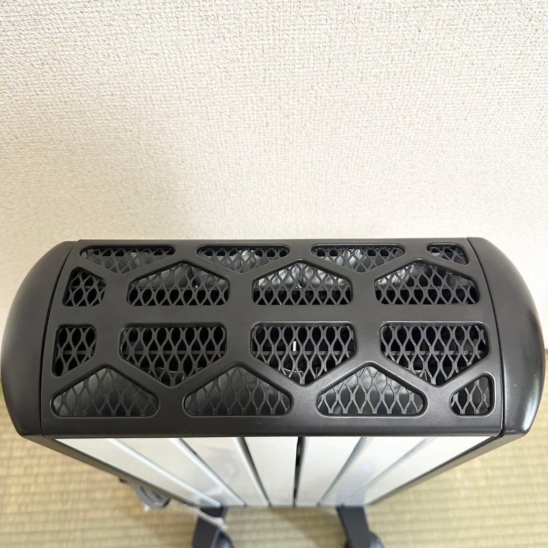 【美品】デロンギ　MDH09-BK オイルヒーター 900W リモコン付き
