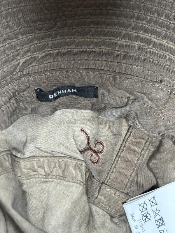 デンハム ハット