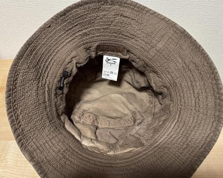 デンハム ハット