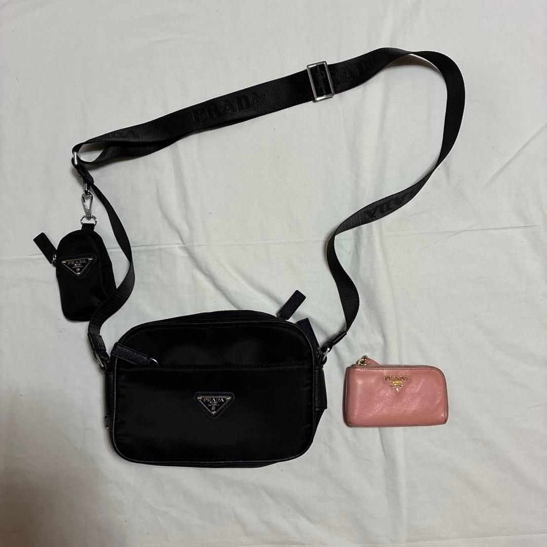 PRADA ピンク サフィアーノレザー キーケース　ノベルティショルダーバッグ付