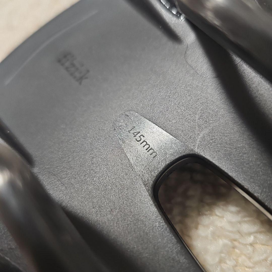 fizikフィジーク TEMPO ALIANTE R1カーボンレール 145mm