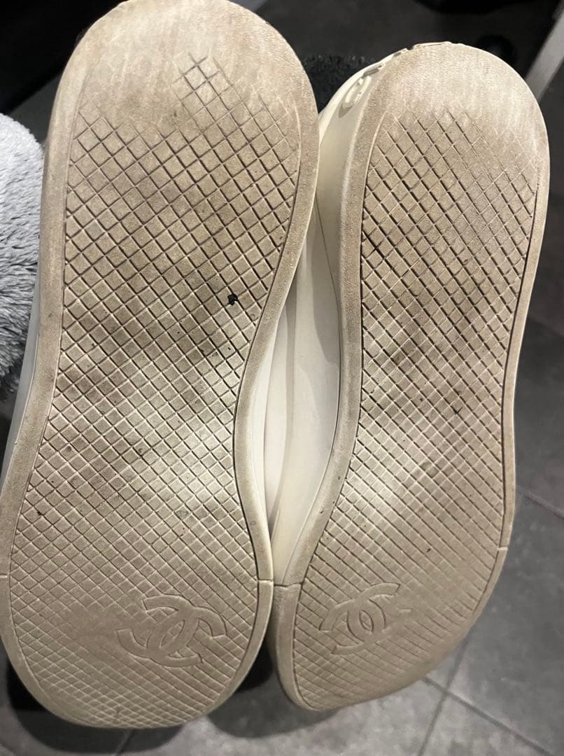 CHANEL♡クラシック　スニーカー　ココマーク　レザー　23.5 ホワイト