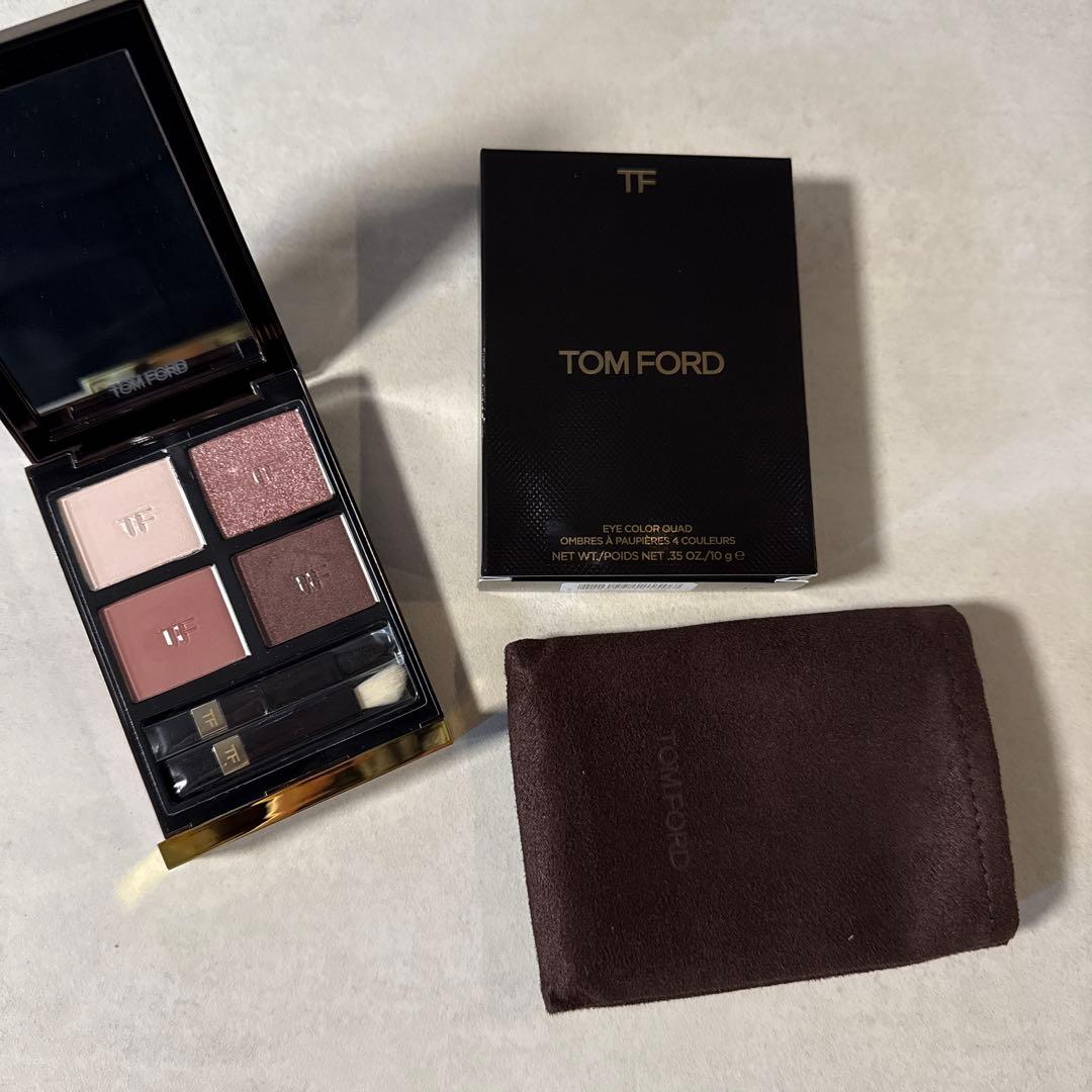 トムフォード アイシャドウ 030 インソレントローズ アイシャドウパレット