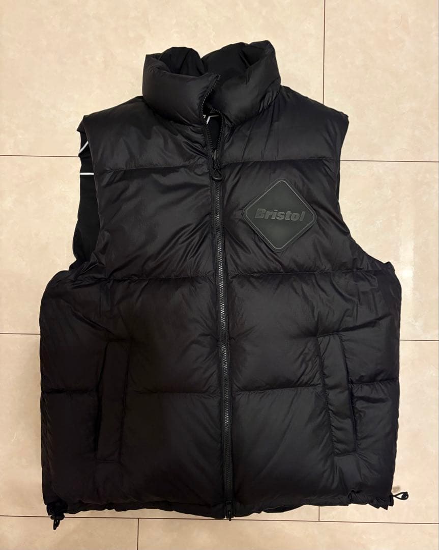 ジャケット・アウター F.C.Real Bristol reversible down vest