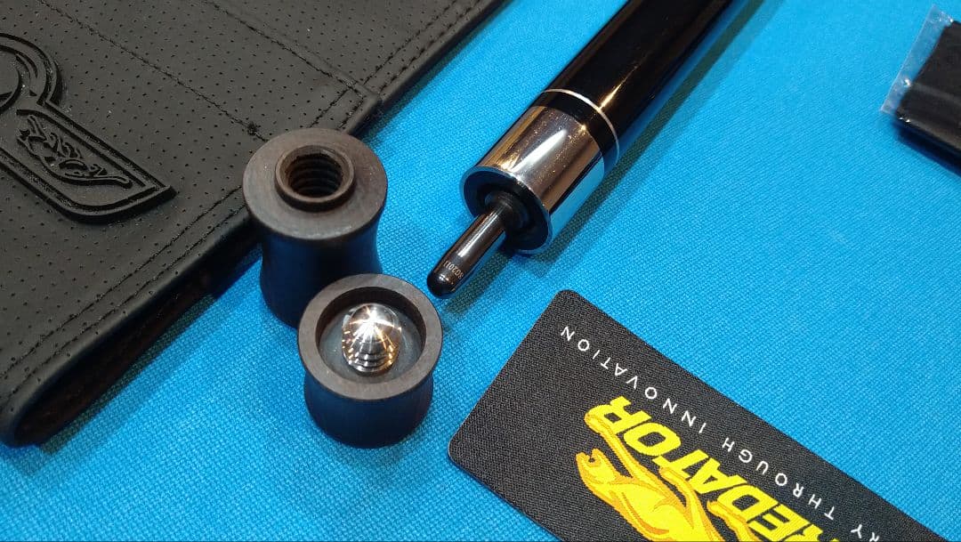 ☆プレデターBLAKカスタムキュー＆純正エクステンダーセットPredator