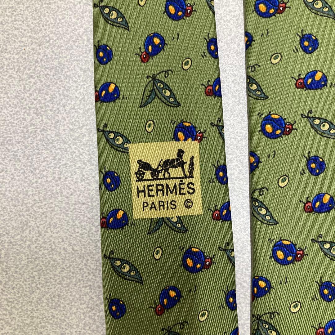 新品　エルメス　ネクタイ　03 てんとう虫柄　ベルト　財布　グリーン