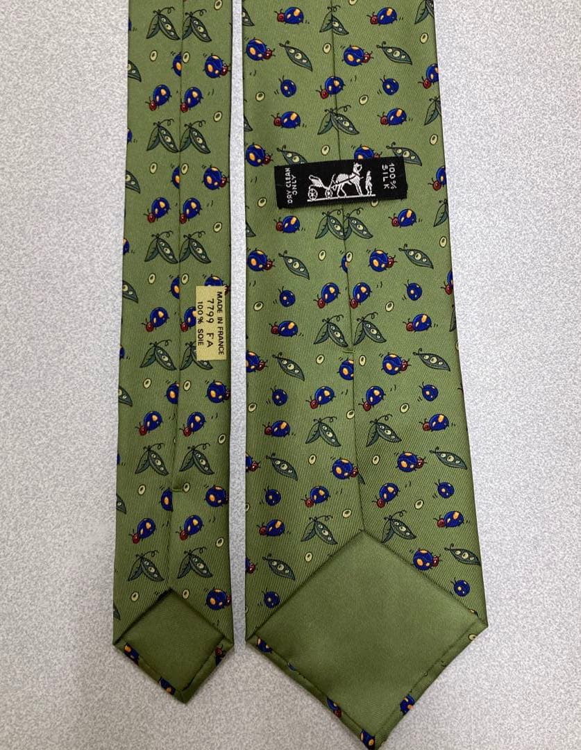 新品　エルメス　ネクタイ　03 てんとう虫柄　ベルト　財布　グリーン