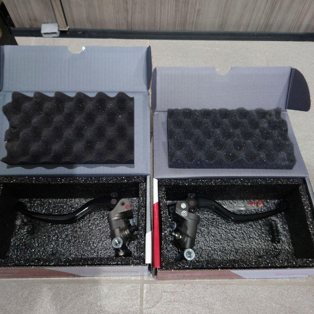 ブレンボ ラジアル マスターシリンダー （クラッチブレーキセット）