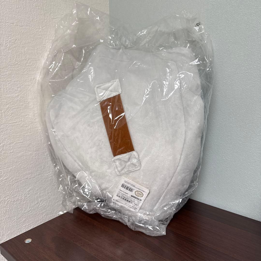 未使用品　ゼルダの伝説　ハイリアの盾　トライフォースクッションセット