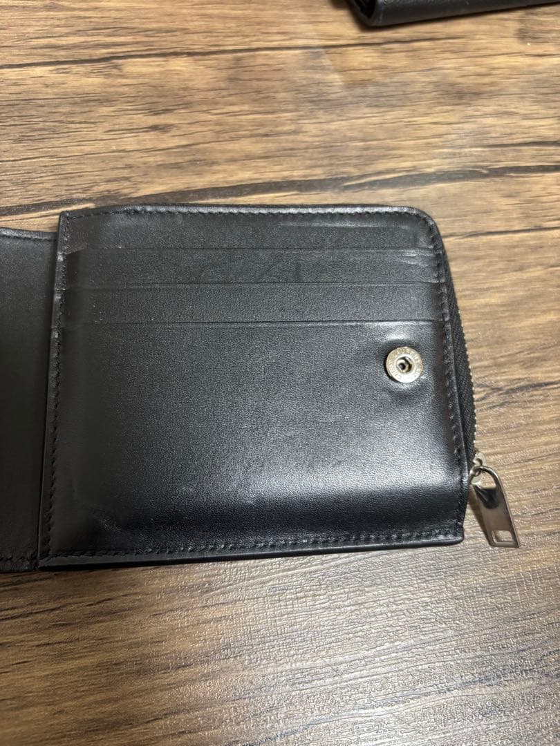 SAINT LAURENTサンローラン ブラック 二つ折り財布