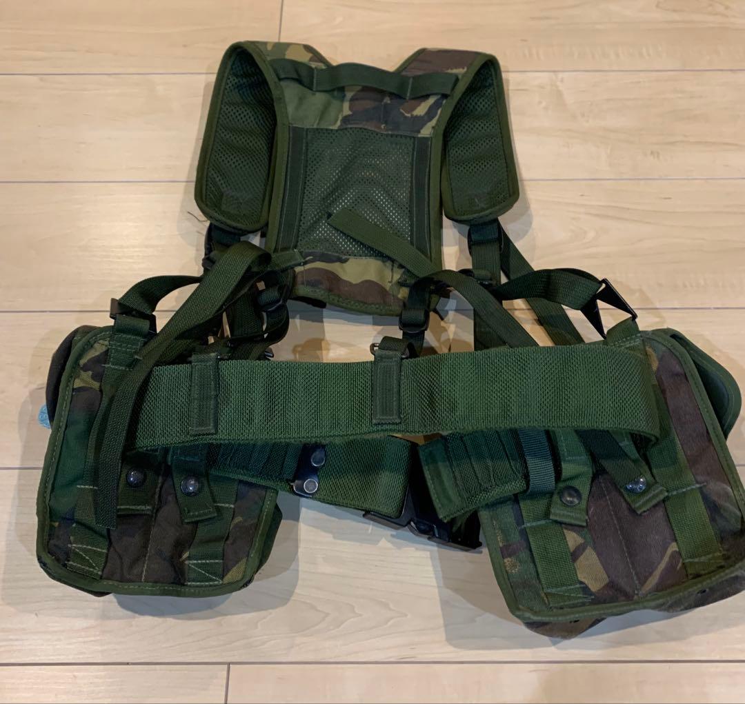 イギリス軍　迷彩　コンバットジャケット　装備一式　上下　セットアップ　ミリタリー