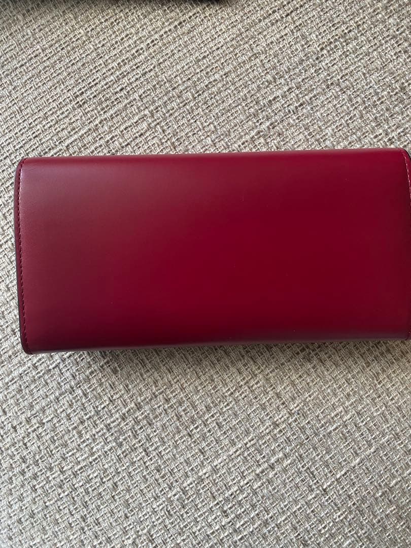 【新品】カルティエ　長財布　赤　C de Cartier ウォレット 24SS