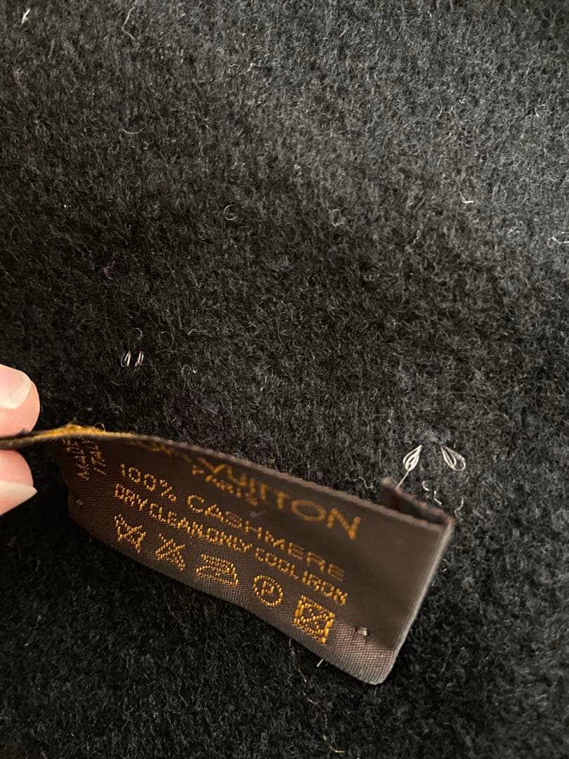 正規品 本物 ルイヴィトン マフラー LVロゴ カシミヤ100% ブラック