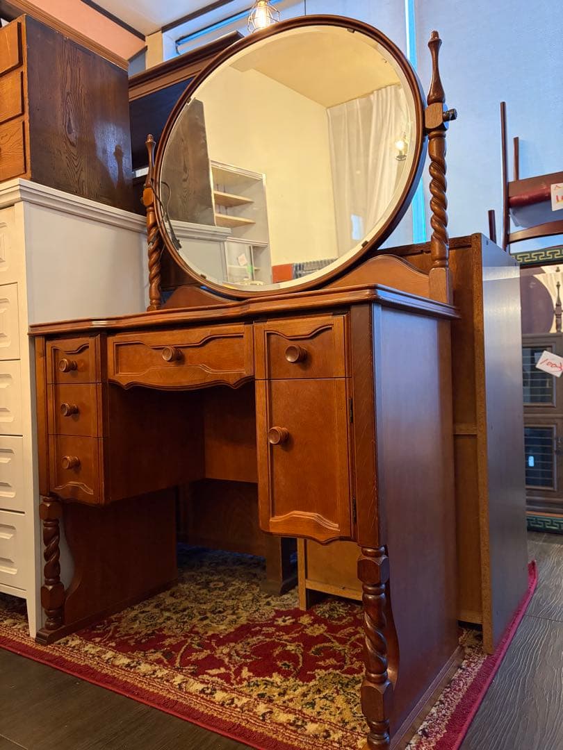 アメリカンヴィンテージ ドレッサー 円鏡 バニティデスク 無垢材 アンティーク調