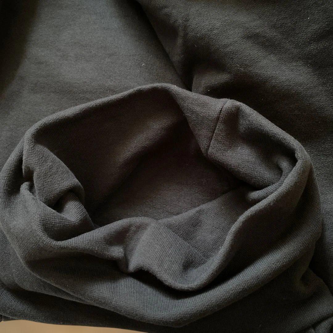 COGTHEBIGSMOKE コグザビッグスモーク　タートルネック黒スウェット