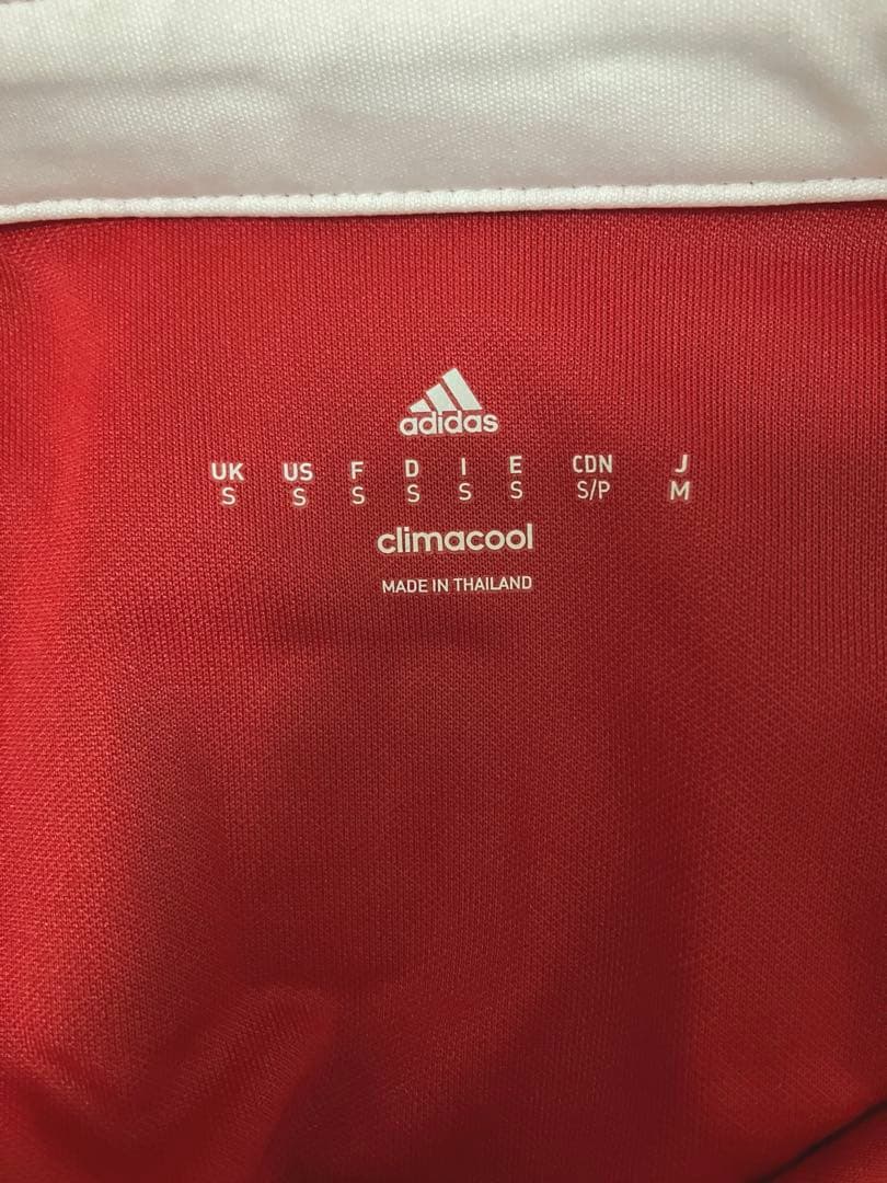 ♦︎美品♦︎Mサイズバイエルンミュンヘン16/17ユニフォーム