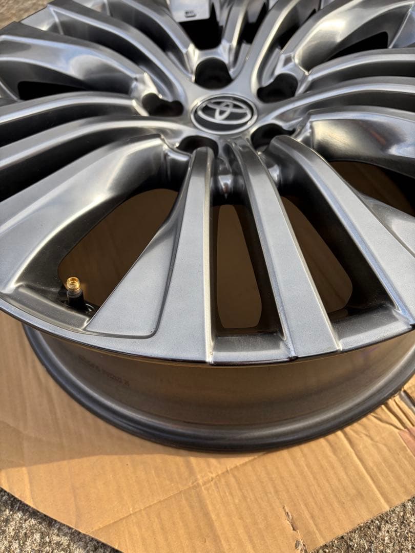 【送料無料】②トヨタ 19インチ 80ハリアー純正　アルミホイール