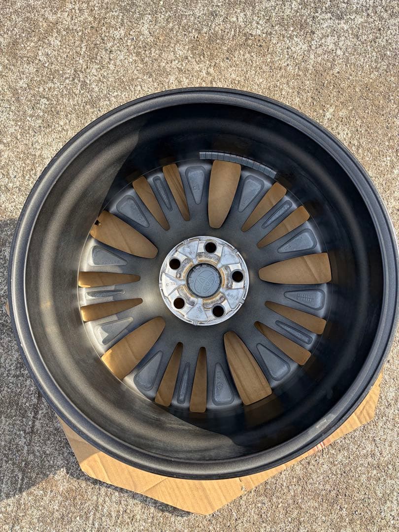 【送料無料】②トヨタ 19インチ 80ハリアー純正　アルミホイール