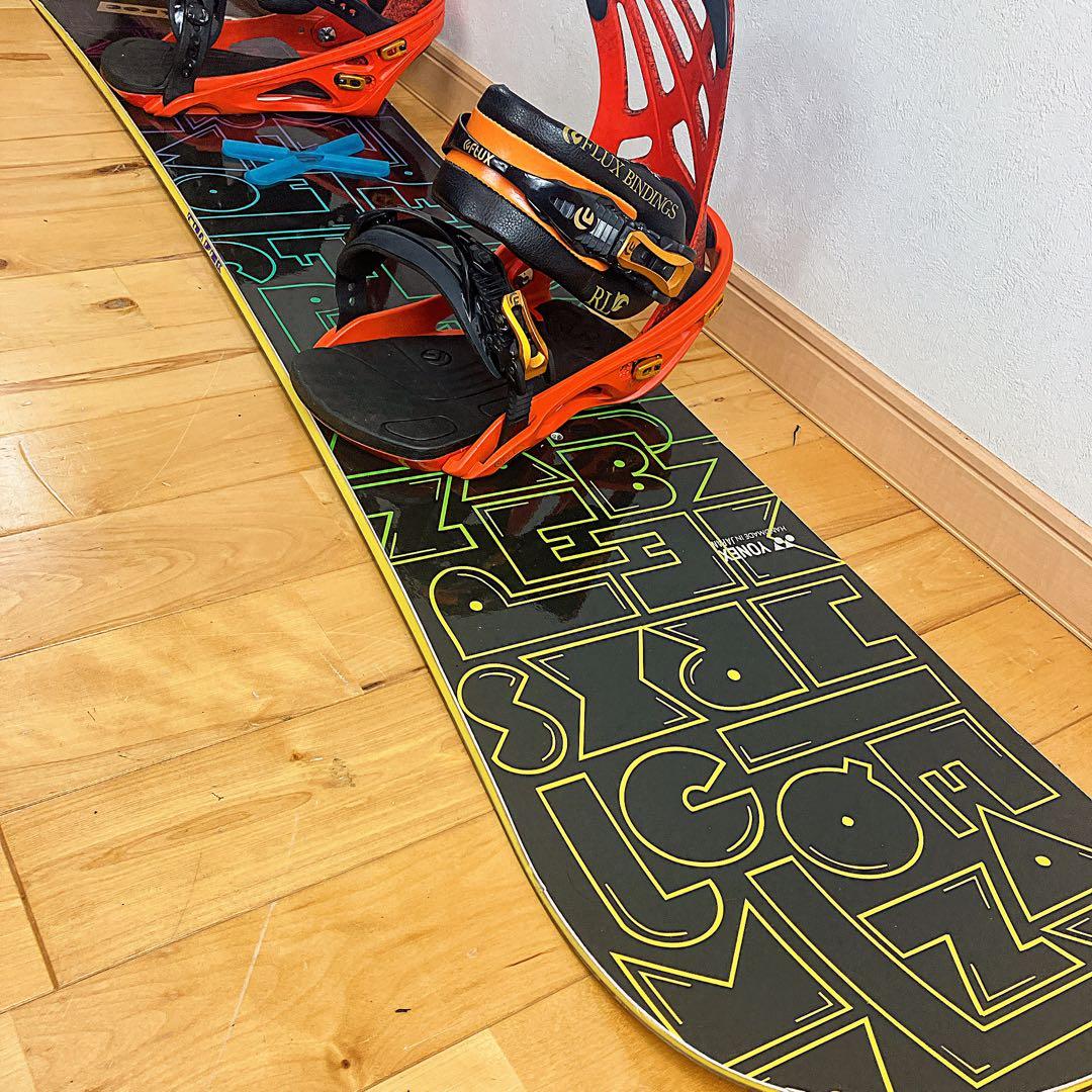 即乗り　スノーボード　YONEX ヨネックス　FLUX フラックス ラスターツ